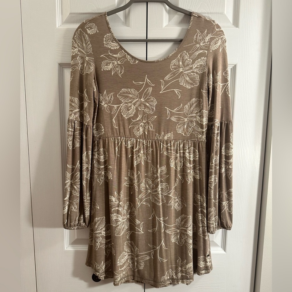 O’Neill Floral Long Sleeve Scoop Back Dress Size Small Tan and Cream